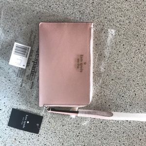 Kate Spade Wristlet Chalk Pink Perfect for Valentine gift